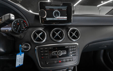 Mercedes-Benz A-Класс, 2015 год, 1 640 000 рублей, 15 фотография