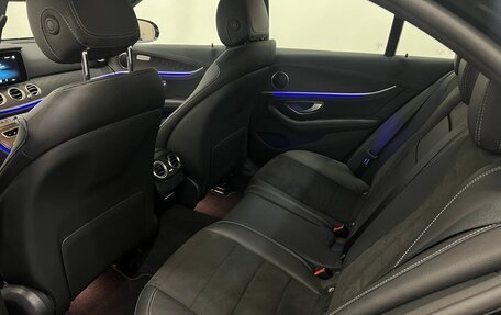 Mercedes-Benz E-Класс, 2021 год, 6 500 000 рублей, 5 фотография