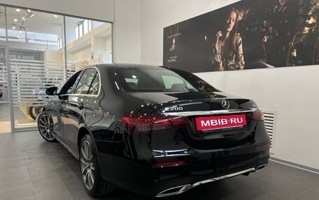Mercedes-Benz E-Класс, 2021 год, 6 500 000 рублей, 10 фотография