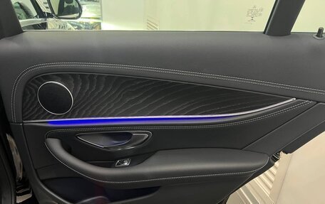 Mercedes-Benz E-Класс, 2021 год, 6 500 000 рублей, 33 фотография