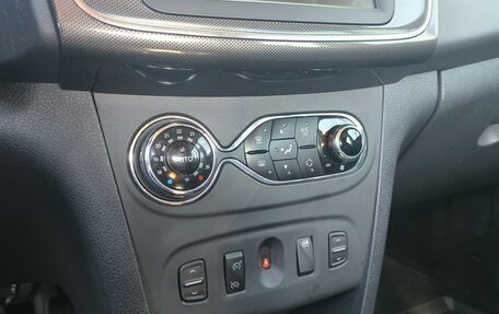 Renault Logan II, 2020 год, 1 150 000 рублей, 21 фотография