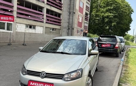 Volkswagen Polo VI (EU Market), 2012 год, 890 000 рублей, 1 фотография