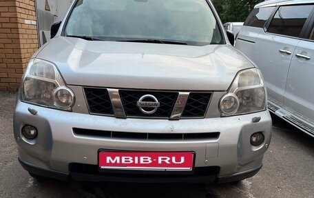 Nissan X-Trail, 2010 год, 1 100 000 рублей, 1 фотография