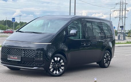 Hyundai Staria, 2025 год, 6 800 000 рублей, 3 фотография