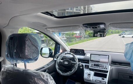 Hyundai Staria, 2025 год, 6 800 000 рублей, 9 фотография