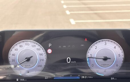 Hyundai Staria, 2025 год, 6 800 000 рублей, 40 фотография