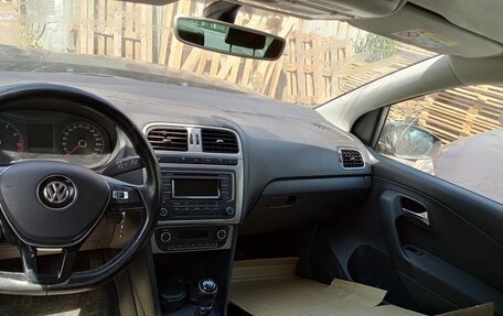 Volkswagen Polo VI (EU Market), 2017 год, 490 000 рублей, 7 фотография