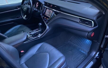 Toyota Camry, 2020 год, 2 740 000 рублей, 8 фотография