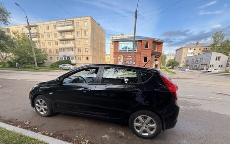Hyundai Solaris II рестайлинг, 2014 год, 690 000 рублей, 5 фотография