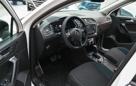 Volkswagen Tiguan II, 2020 год, 1 849 000 рублей, 7 фотография