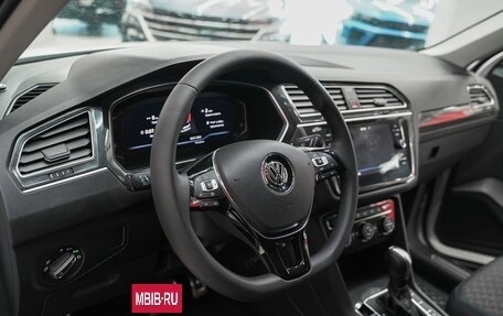Volkswagen Tiguan II, 2020 год, 1 849 000 рублей, 10 фотография