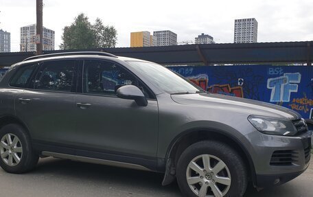 Volkswagen Touareg III, 2011 год, 2 500 000 рублей, 4 фотография