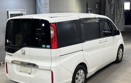 Honda Stepwgn IV, 2015 год, 1 100 000 рублей, 4 фотография