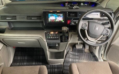 Honda Stepwgn IV, 2015 год, 1 100 000 рублей, 5 фотография