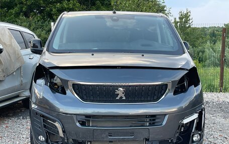 Peugeot Traveller I, 2020 год, 2 фотография