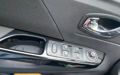 Renault Kaptur I рестайлинг, 2018 год, 1 380 000 рублей, 20 фотография