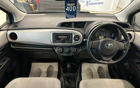 Toyota Vitz, 2013 год, 909 000 рублей, 16 фотография