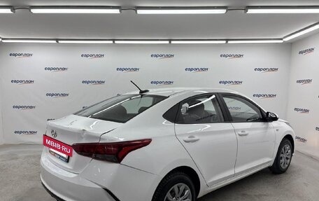 Hyundai Solaris II рестайлинг, 2021 год, 1 390 000 рублей, 3 фотография