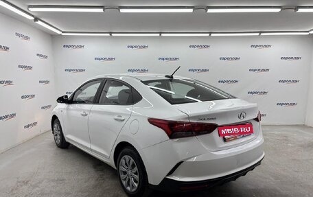 Hyundai Solaris II рестайлинг, 2021 год, 1 390 000 рублей, 4 фотография