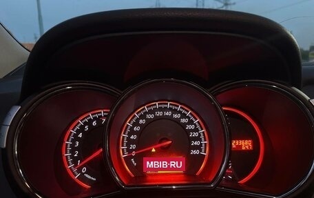 Nissan Murano, 2011 год, 1 250 000 рублей, 32 фотография