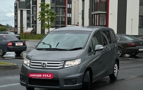 Honda Freed I, 2012 год, 1 130 000 рублей, 3 фотография