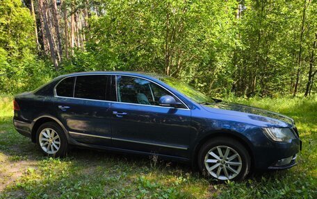 Skoda Superb III рестайлинг, 2013 год, 1 400 000 рублей, 6 фотография