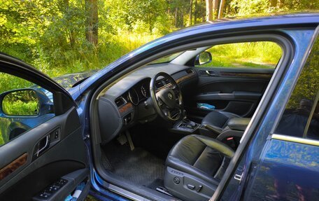 Skoda Superb III рестайлинг, 2013 год, 1 400 000 рублей, 10 фотография