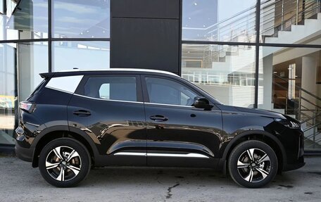 Chery Tiggo 4 I рестайлинг, 2025 год, 1 998 000 рублей, 8 фотография