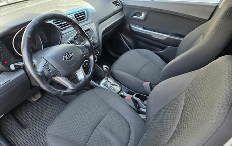 KIA Rio III рестайлинг, 2013 год, 800 000 рублей, 9 фотография