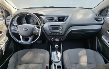 KIA Rio III рестайлинг, 2013 год, 800 000 рублей, 11 фотография