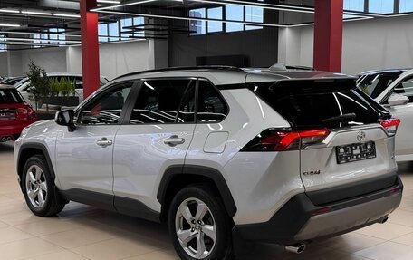 Toyota RAV4, 2020 год, 2 950 000 рублей, 3 фотография