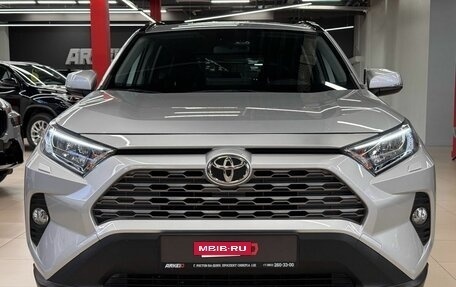 Toyota RAV4, 2020 год, 2 950 000 рублей, 2 фотография
