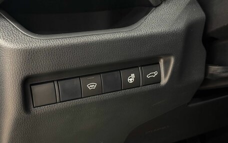 Toyota RAV4, 2020 год, 2 950 000 рублей, 18 фотография