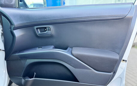 Mitsubishi Outlander III рестайлинг 3, 2011 год, 1 350 000 рублей, 14 фотография