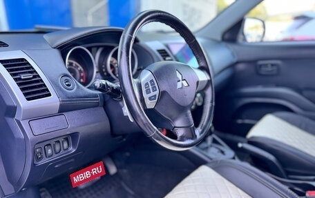 Mitsubishi Outlander III рестайлинг 3, 2011 год, 1 350 000 рублей, 11 фотография