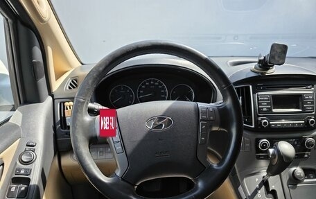 Hyundai Grand Starex Grand Starex I рестайлинг 2, 2018 год, 2 650 000 рублей, 13 фотография