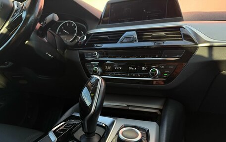 BMW 5 серия, 2019 год, 2 999 999 рублей, 8 фотография
