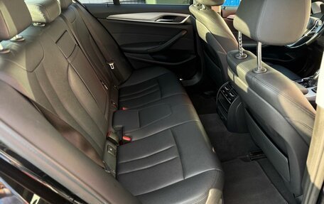 BMW 5 серия, 2019 год, 2 999 999 рублей, 15 фотография