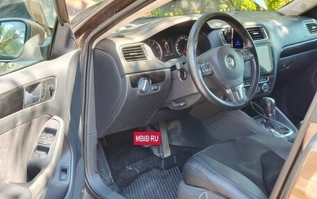 Volkswagen Jetta VI, 2012 год, 820 000 рублей, 16 фотография