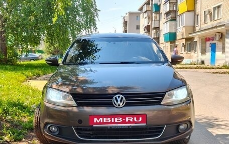 Volkswagen Jetta VI, 2012 год, 820 000 рублей, 26 фотография