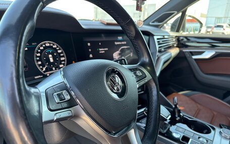 Volkswagen Touareg III, 2019 год, 4 500 000 рублей, 16 фотография