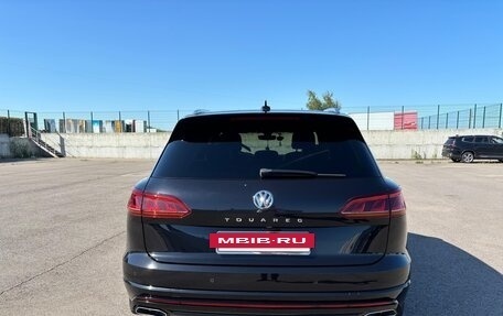 Volkswagen Touareg III, 2019 год, 4 500 000 рублей, 4 фотография