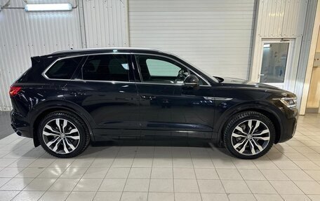 Volkswagen Touareg III, 2019 год, 4 500 000 рублей, 18 фотография