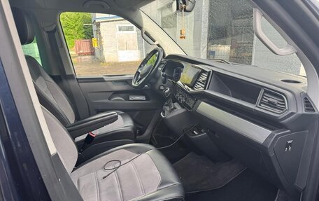 Volkswagen Multivan T6 рестайлинг, 2021 год, 8 745 000 рублей, 8 фотография