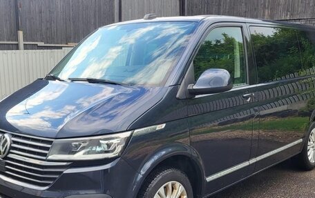 Volkswagen Multivan T6 рестайлинг, 2021 год, 8 745 000 рублей, 11 фотография