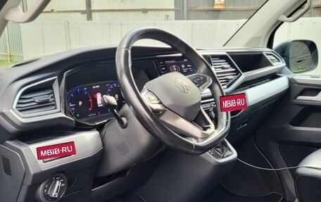 Volkswagen Multivan T6 рестайлинг, 2021 год, 8 745 000 рублей, 4 фотография