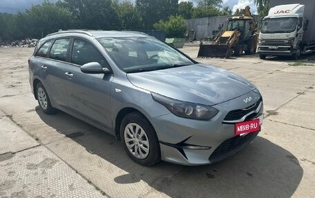 KIA cee'd III, 2021 год, 1 800 000 рублей, 2 фотография