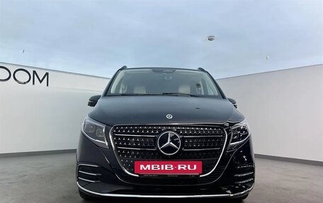 Mercedes-Benz V-Класс, 2025 год, 14 200 000 рублей, 3 фотография