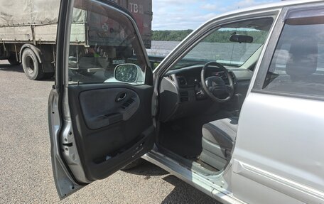 Suzuki Grand Vitara, 2001 год, 390 000 рублей, 6 фотография