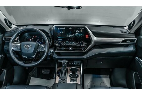 Toyota Highlander, 2025 год, 5 550 000 рублей, 23 фотография